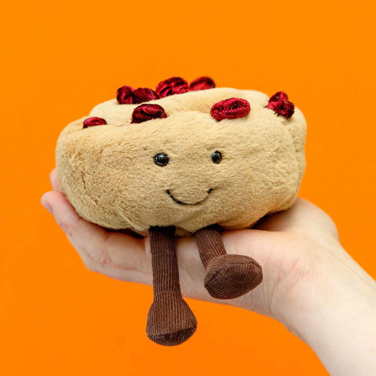 Jellycat Amuseable Pain Au Raisin 2 Jellycat Amuseable Pain Au Raisin - Image 2